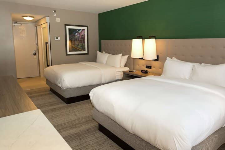 Room 15 of 87