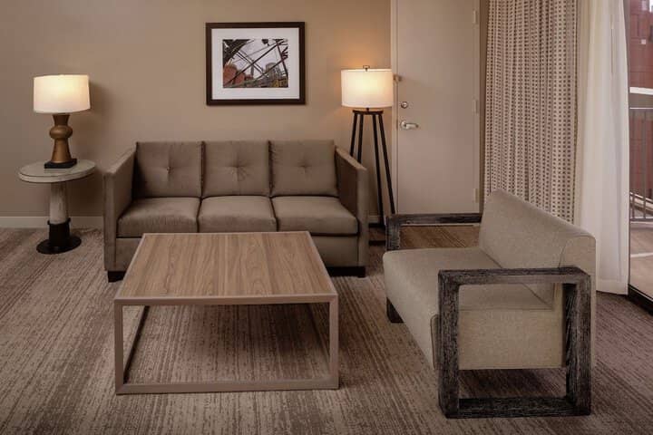 Room 25 of 87