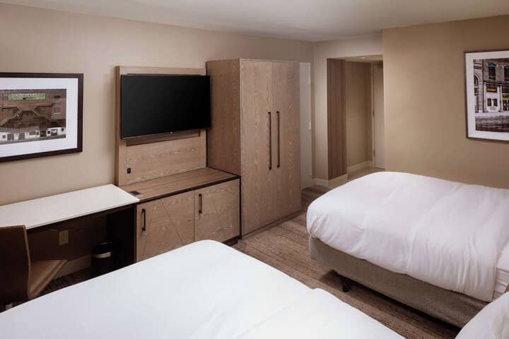 Room 11 of 87